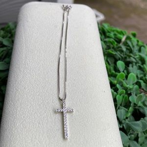 Sterling Silver Diamond Cross Box Chain Bracelet
